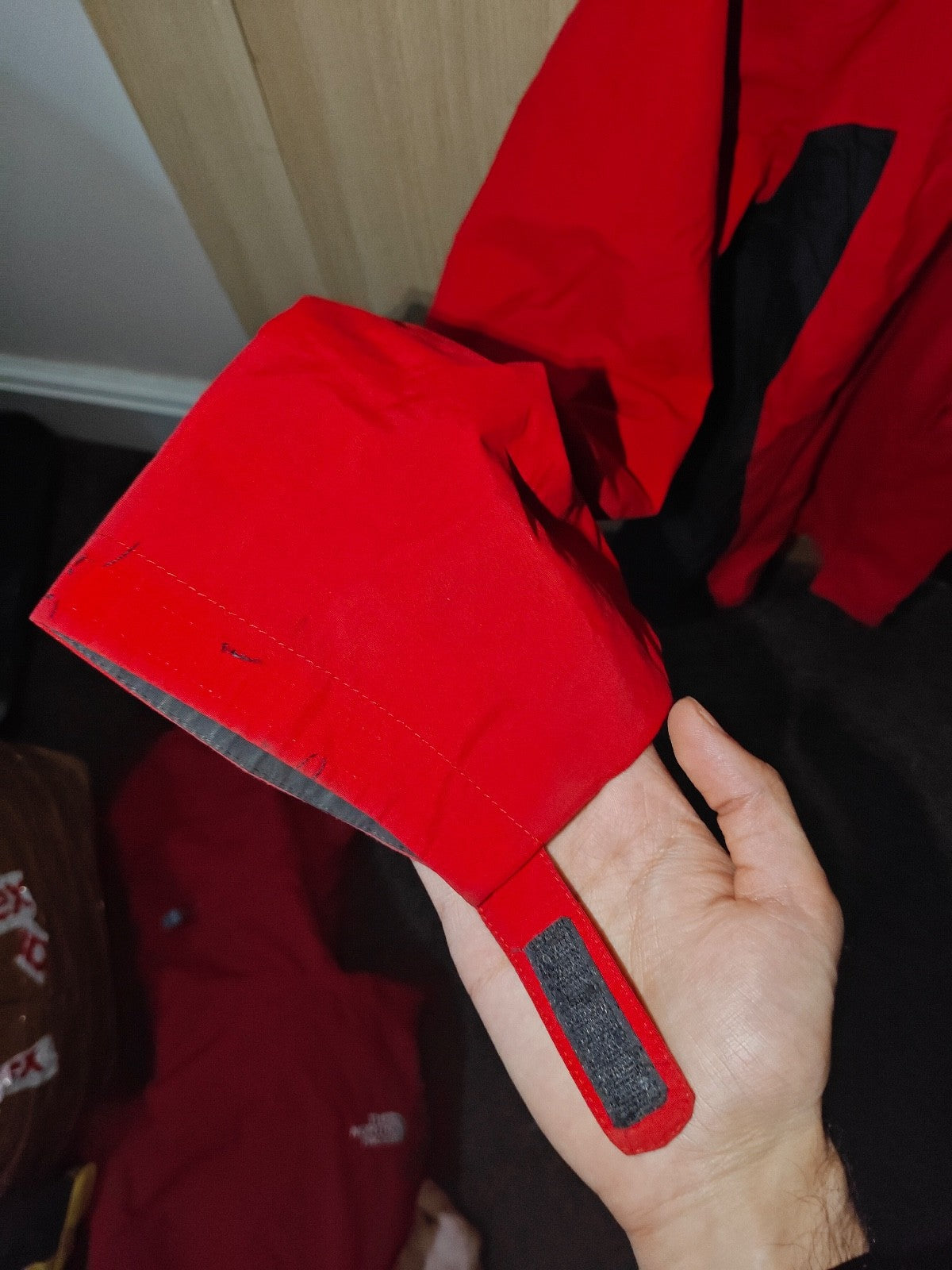 The North Face Men's HyVent Red & Black Hooded Waterproof Jacket Size S