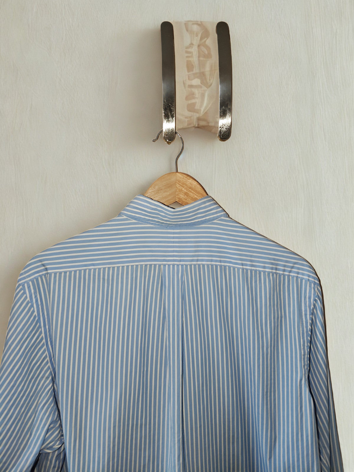 Ralph Lauren Classic Fit Blue &amp; White Striped Button-Down Shirt – Size L