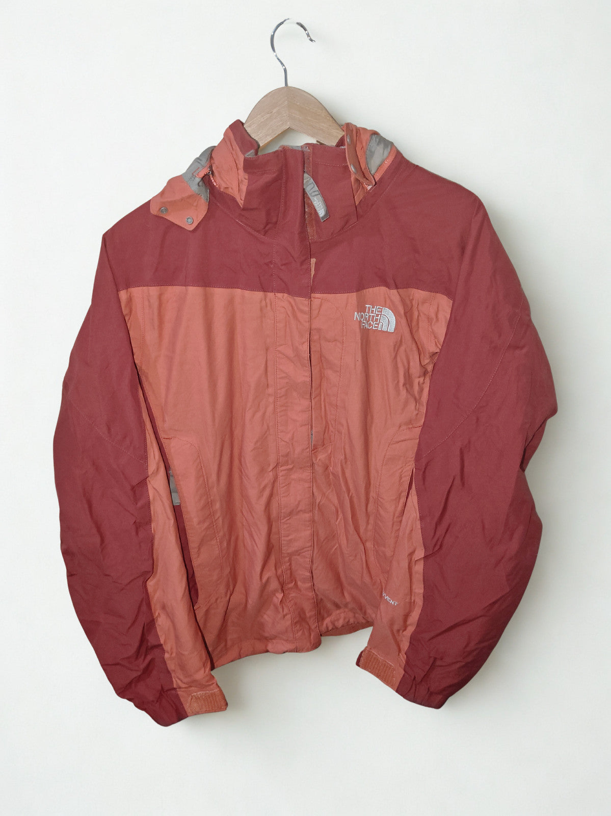 The North Face Women's L HyVent Waterproof Hooded Jacket Burnt Orange Rain Shell