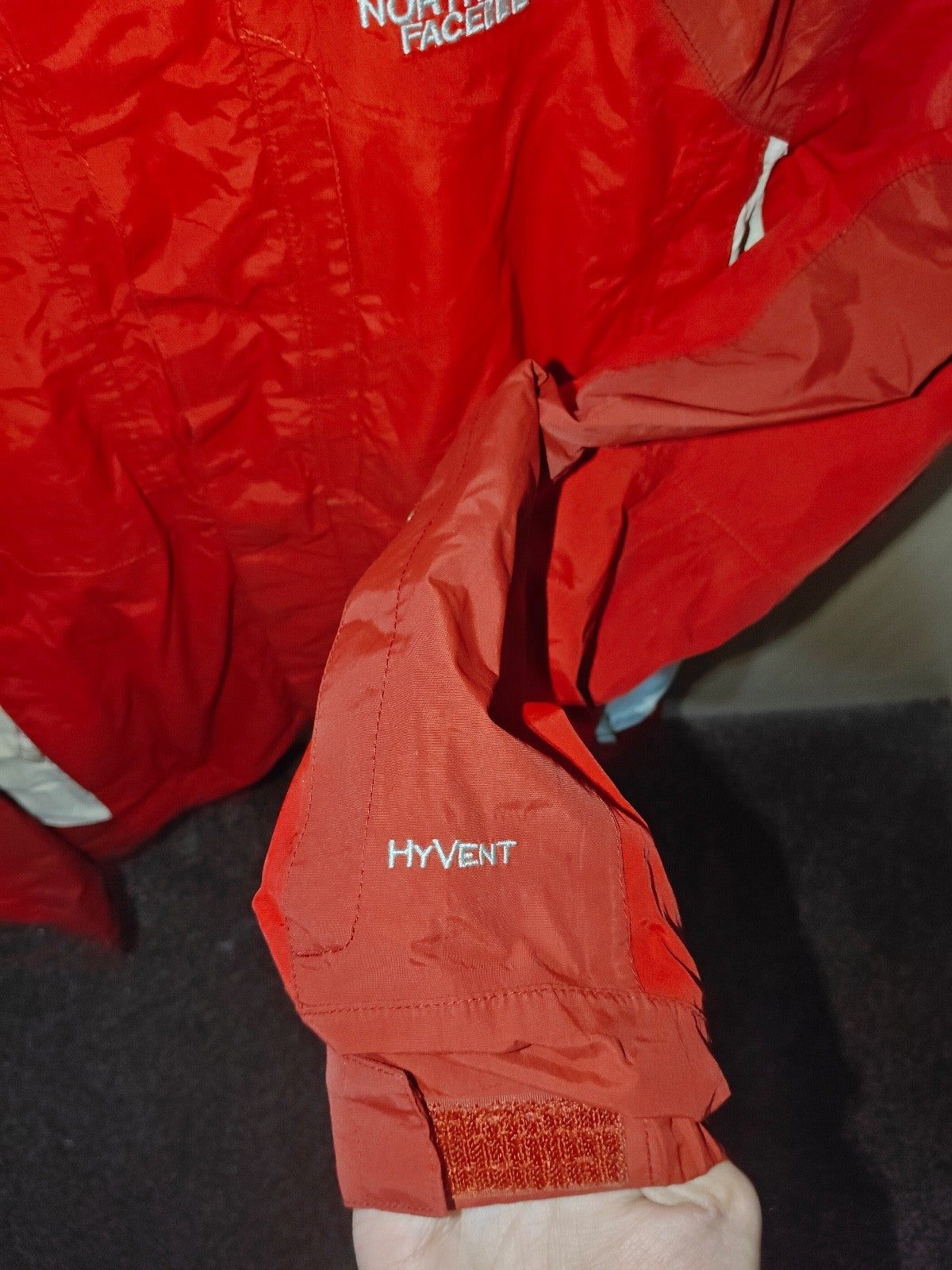 The North Face Women's HyVent Waterproof Jacket Red/White Hooded Size M