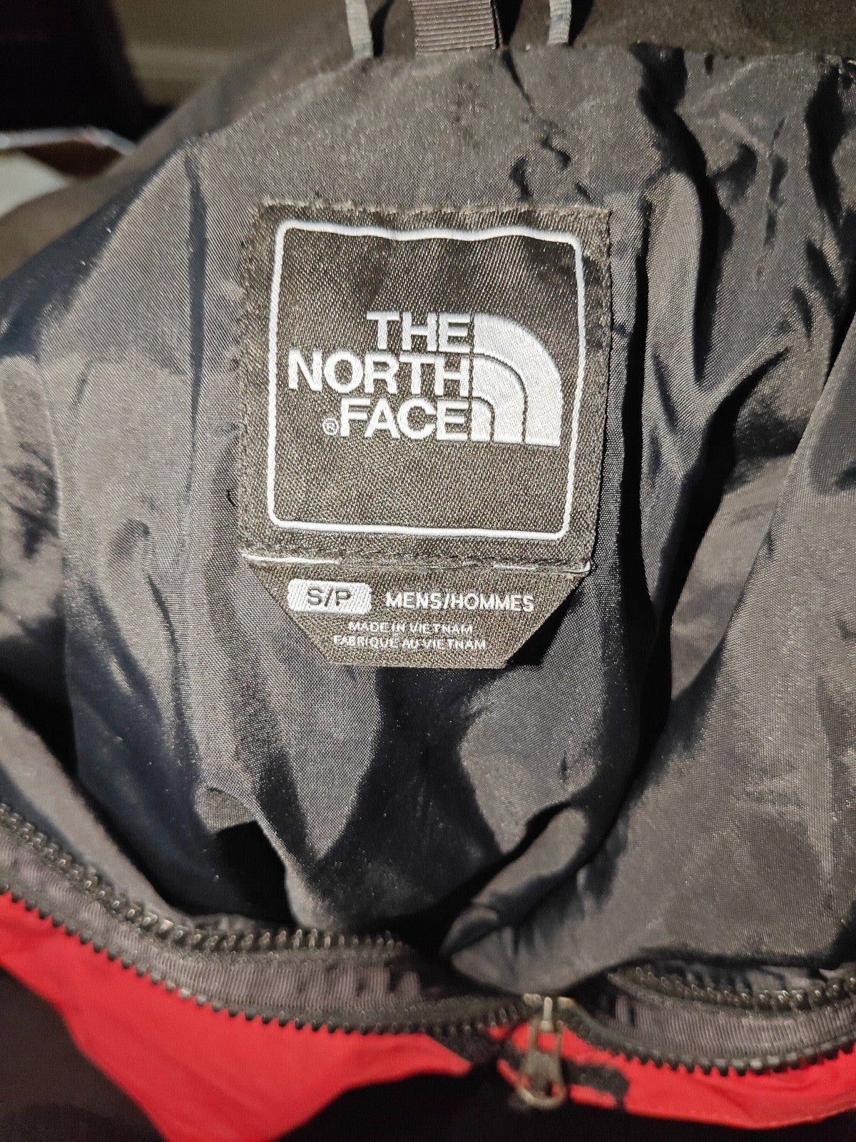 The North Face Men's HyVent Red &amp; Black Hooded Waterproof Jacket Size S