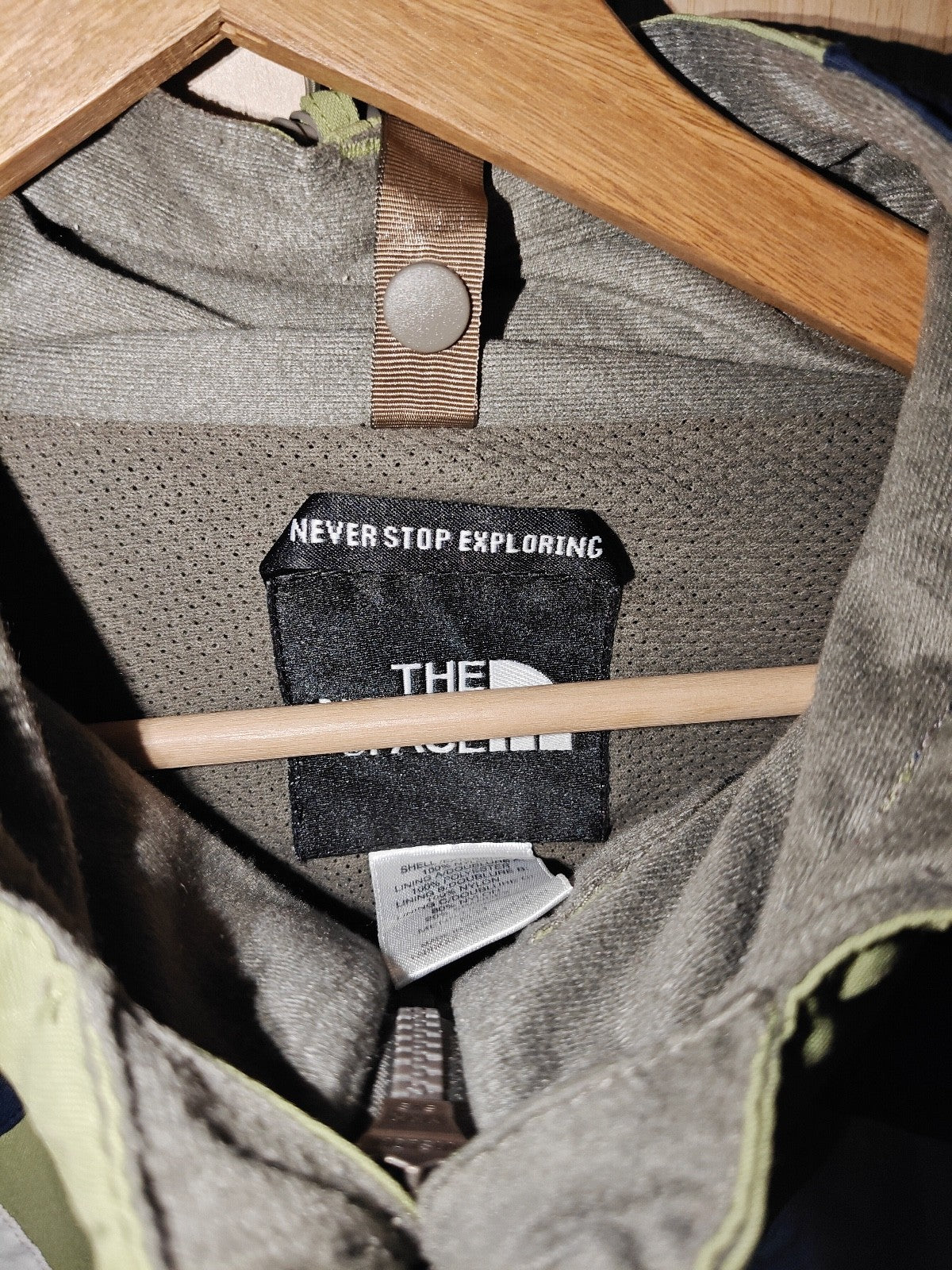 The North Face HyVent Hooded Jacket Men's Medium Green Blue Outdoor Jacket