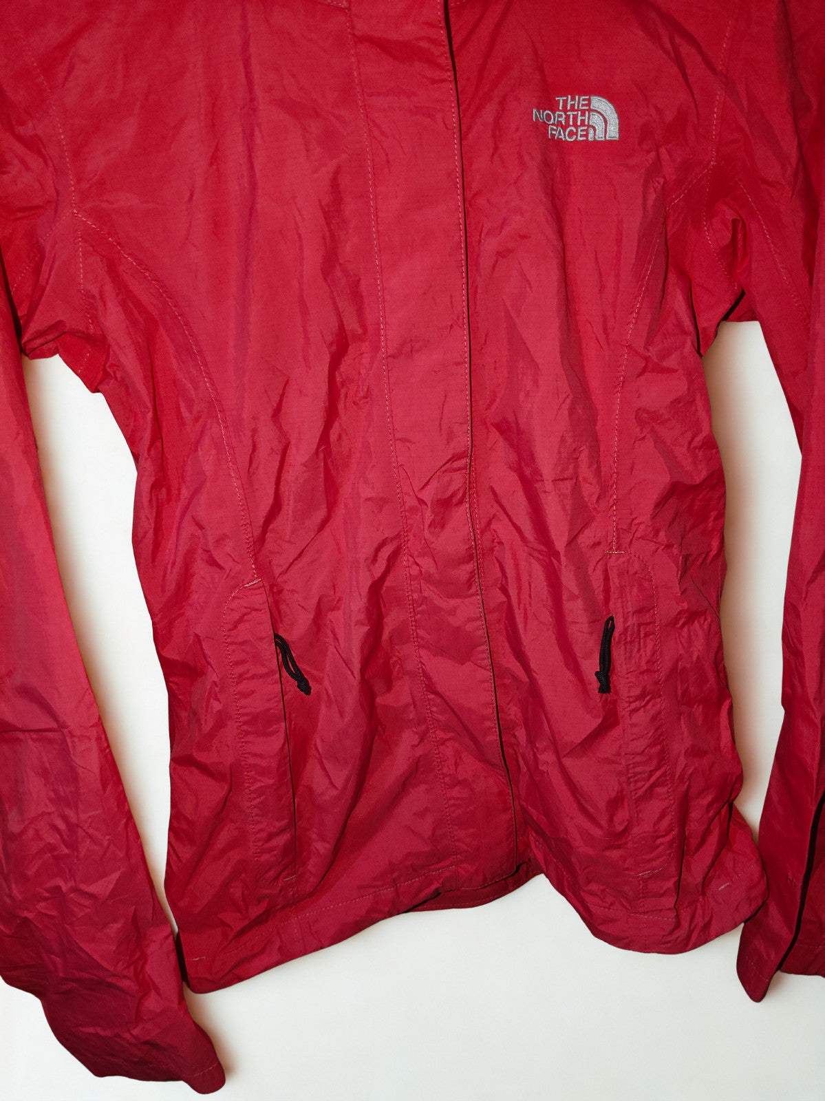 The North Face Women's XS Red HyVent Waterproof Rain Jacket Hooded Shell